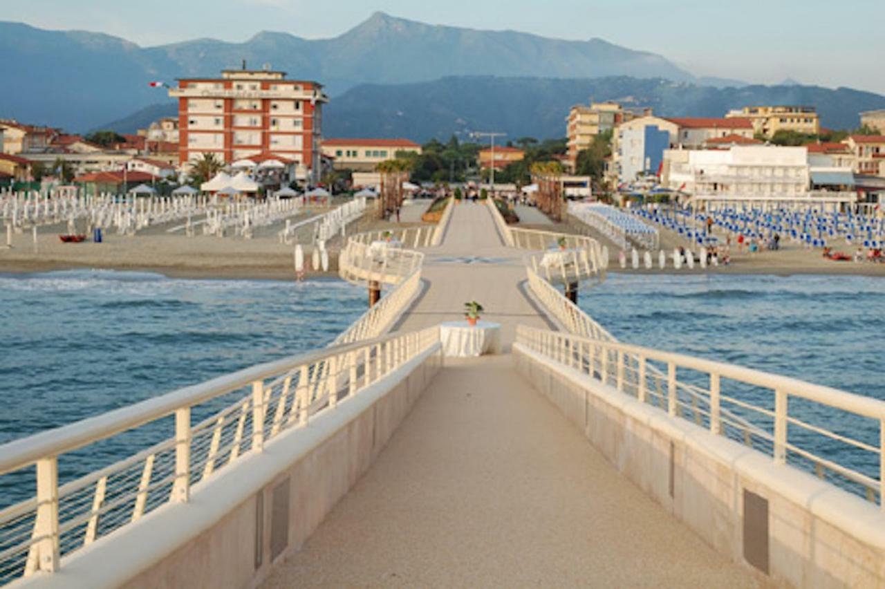 Appartamento Abate Lido di Camaiore Exteriör bild